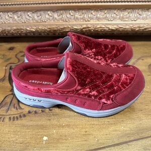 Easy Spirit Traveltime 567 Women's Burgundy Red Slip on Mule shoes 10 W NIB